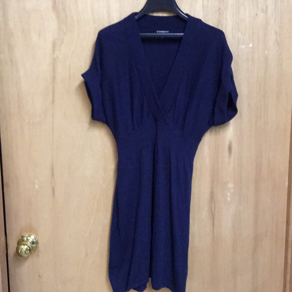 Navy blue short sleeve sweater tunic